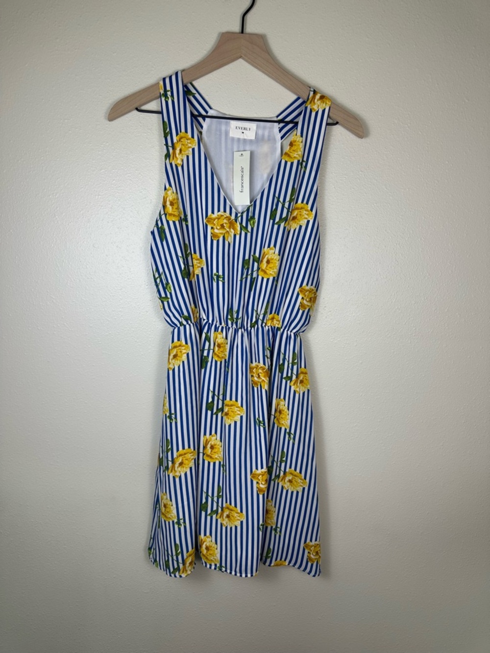 NWT EVERLY Women‎ Medium Blue Stripe & Yellow Floral Sleeveless Mini Dress
